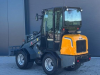 Shovel / Wiellader / Kniklader Giant G2200
