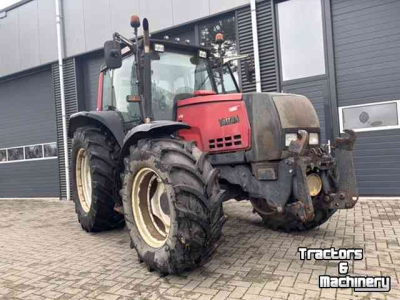 Tractor / Trekker Valtra 6750