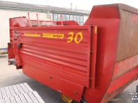 Blokkendoseerwagen Schuitemaker Amigo 30S blokkenwagen blokkendoseerwagen voerkar voerwagen messenwals