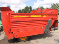 Blokkendoseerwagen Schuitemaker Amigo 30S blokkenwagen blokkendoseerwagen voerkar voerwagen messenwals