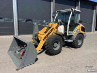Shovel / Wiellader / Kniklader Liebherr 506 COMPACT