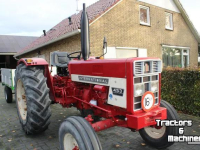 Tractor / Trekker International met handkoppeling voor aftakas