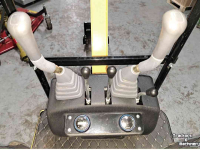 Mini-graver / Mini-graafmachine  1 Ton