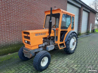 Smalspoor tractor Renault R556S