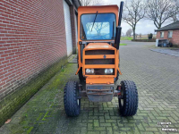 Smalspoor tractor Renault R556S