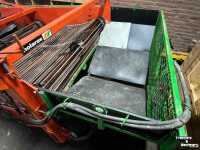 Uienrooier Holaras UR-170-HZ, uienrooier