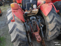 Smalspoor tractor MF 145
