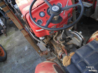 Smalspoor tractor MF 145