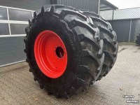 Wielen, Banden, Velgen & Afstandsringen Trelleborg 650/85R38 TM900 90%