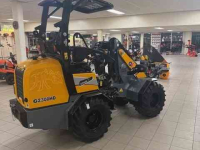 Shovel / Wiellader / Kniklader Giant 2300HD