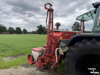 Zaaimachine Becker 6 rijer maiszaaimachine