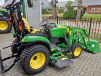 Compact tractor John Deere 2026R