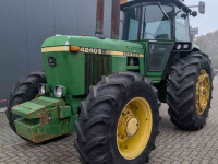Tractor / Trekker John Deere 4240 S
