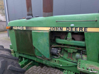Tractor / Trekker John Deere 4240 S