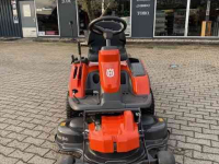 Zitmaaier Husqvarna R214T