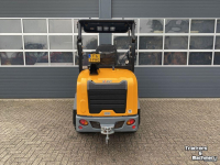 Shovel / Wiellader / Kniklader Giant G2700HD