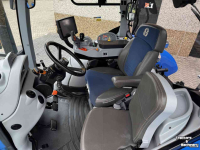 Tractor / Trekker New Holland T7.260AC vario Stage V Fronthef Lucht Hydr. rem GPS 50km