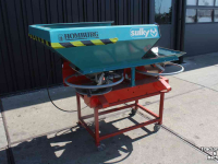 Kunstmeststrooier Sulky DPX604 kunstmeststrooier opengewerkt showmodel voor onderdelen