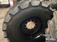 Wielen, Banden, Velgen & Afstandsringen Valtra Valtra velgen vast en verstelbaar