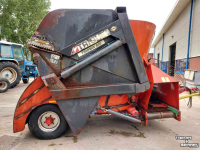 Voermengwagen Vertikaal Trioliet TRIOMIX 800