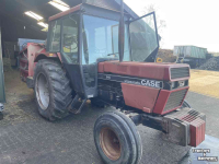 Tractor / Trekker Case-IH 845