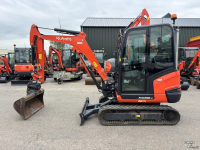 Bandenkraan / Graafmachine op wielen Kubota KX030-4