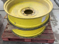 Wielen, Banden, Velgen & Afstandsringen John Deere 10x38 passend onder 6420 1.50 spoor