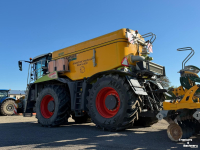 Mesttank Claas Xerion