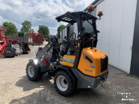 Shovel / Wiellader / Kniklader Giant G2200E