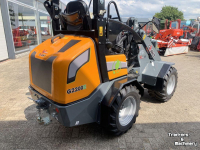 Shovel / Wiellader / Kniklader Giant G2200E