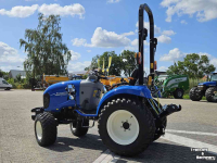 Compact tractor New Holland BOOMER 25