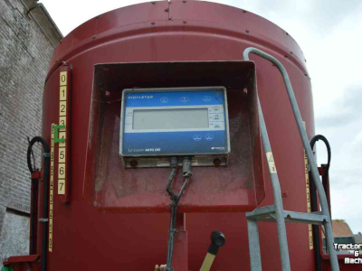 Voermengwagen Vertikaal Strautmann verti mix 3101