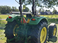 Tractor / Trekker John Deere 5065E