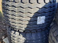 Wielen, Banden, Velgen & Afstandsringen BKT 19.0/45R17 banden