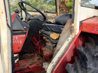 Tractor / Trekker International 844 SB