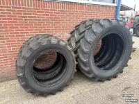 Wielen, Banden, Velgen & Afstandsringen Vredestein 540/65R38 en 440/65R28 Banden