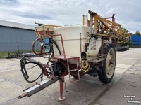 Getrokken Veldspuit Cebeco 3024 Getrokken Spuit
