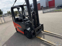 Heftruck Linde E25 enkel 238 uur!!!!