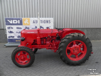 Oldtimers David Brown D25