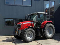 Tractor / Trekker Massey Ferguson 6714 S Dyna-6