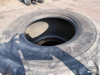 Wielen, Banden, Velgen & Afstandsringen Alliance 700/40R22,5