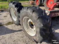 Wielen, Banden, Velgen & Afstandsringen Ford 16.9R26