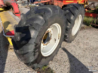 Wielen, Banden, Velgen & Afstandsringen Ford 16.9R26