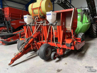 Pootmachine Kverneland UN3200 |Underhaug | Bekerpootmachine