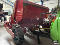 Pootmachine Kverneland UN3200 |Underhaug | Bekerpootmachine