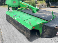Maaier John Deere 328. kuhn fc283