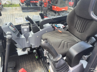 Bandenkraan / Graafmachine op wielen Kubota KX 027-4