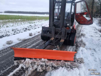 Sneeuwruim werktuigen ATMP sneeuwschuiver lepelsteek