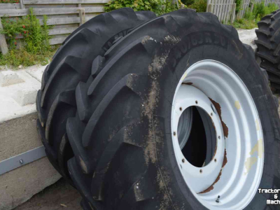 Wielen, Banden, Velgen & Afstandsringen Michelin 540/65r30