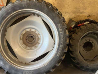 Wielen, Banden, Velgen & Afstandsringen Michelin 230/95 R32 en 270/95R48